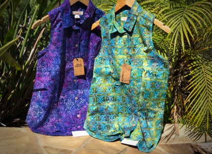 21942-6, 21943-4
Cotton batik sleeveless
